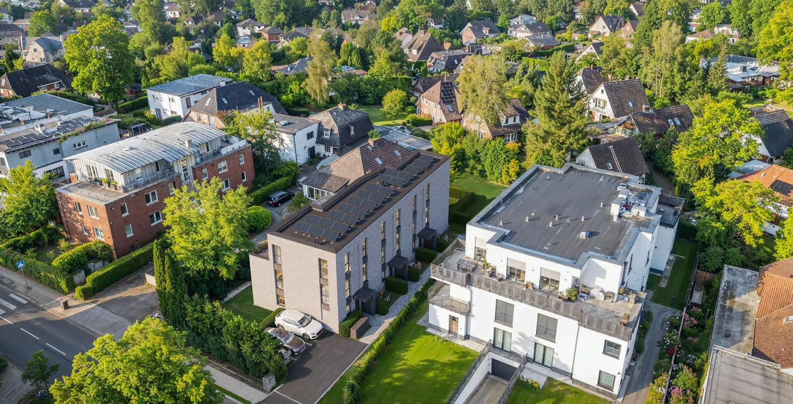 Aerial view: Triwald among family homes in Sasel